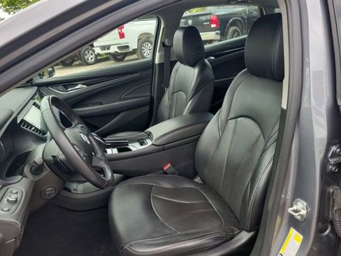 Used 2019 Buick LaCrosse Essence w/ Sun and Shade Package FWD image 5