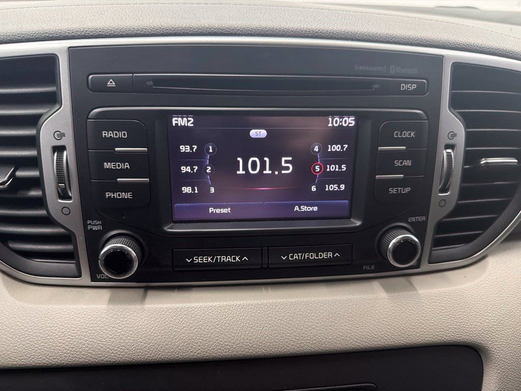Used 2018 Kia Sportage LX FWD image 16
