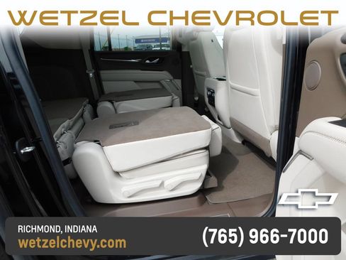 Used 2023 GMC Yukon XL Denali w/ Denali Reserve Package AWD/4WD image 33