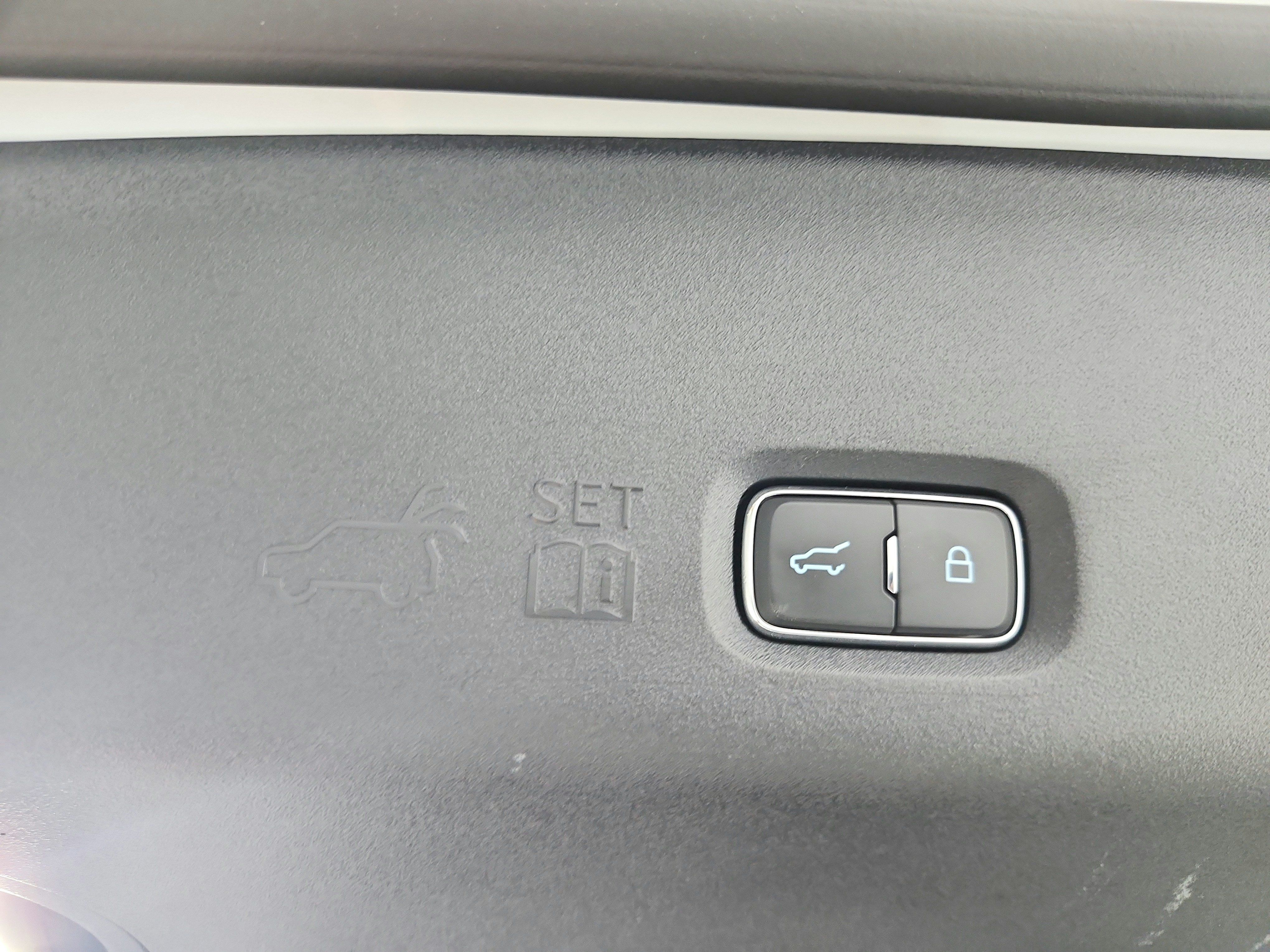 Used 2025 Ford Expedition Active AWD/4WD image 57