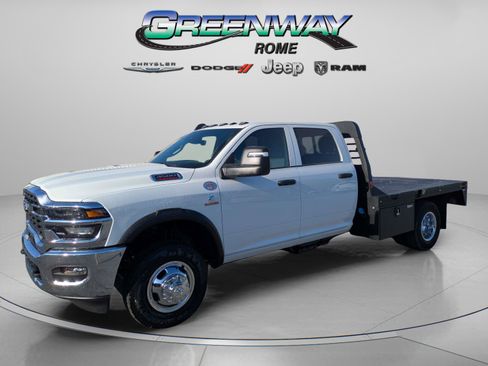 New 2026 RAM 3500 Tradesman AWD/4WD image 4