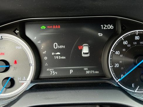 Certified 2024 Toyota Venza LE AWD/4WD image 26