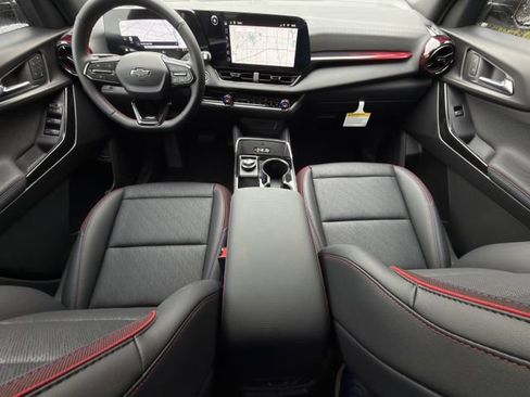 New 2026 Chevrolet Equinox RS w/ Convenience Package III FWD image 10