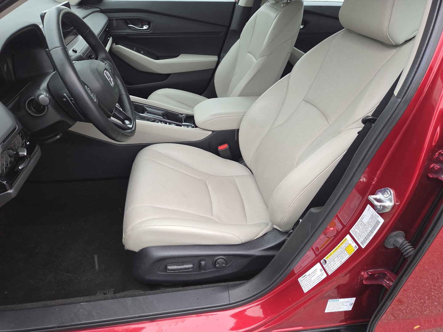 Used 2024 Honda Accord EX-L image 25