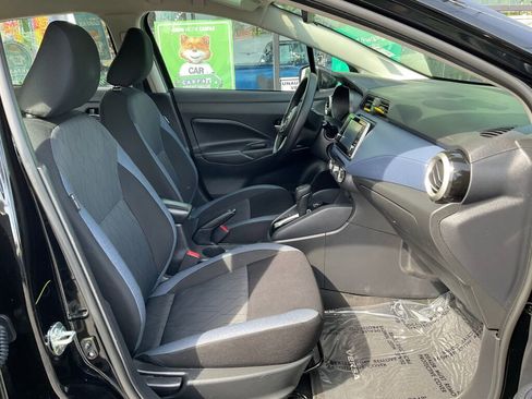 Used 2023 Nissan Versa SV image 16