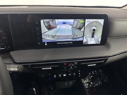 New 2025 Nissan Kicks SR w/ Illumination Package image 27