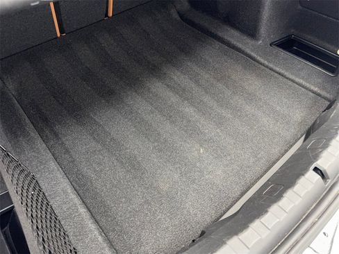 Used 2025 BMW 330i Sedan image 80