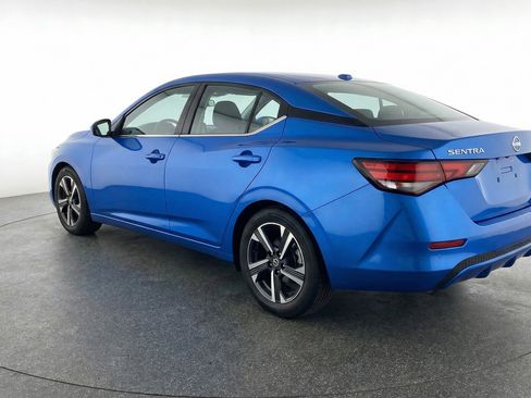 Used 2025 Nissan Sentra SV image 6