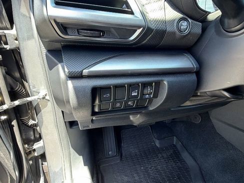 Used 2020 Subaru Forester Premium AWD/4WD image 30