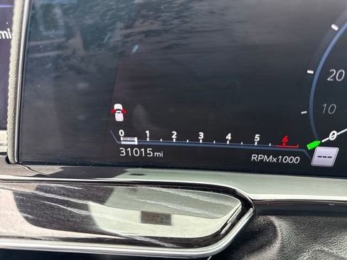 Used 2022 Cadillac Escalade ESV Sport w/ Touring Package image 21