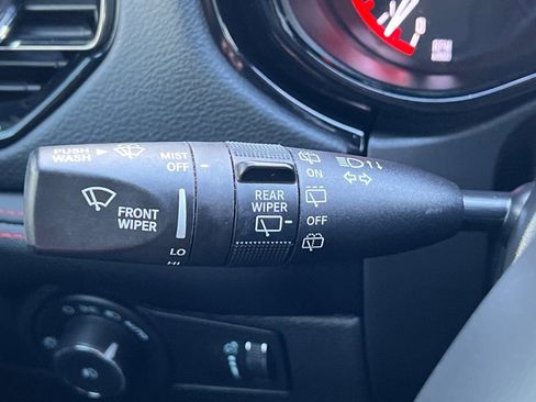 Used 2023 Dodge Durango GT image 37