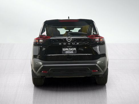 Used 2021 Nissan Rogue S FWD image 4
