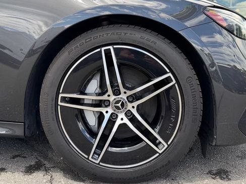 Used 2024 Mercedes-Benz E 350 4MATIC Sedan image 11