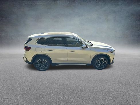 Used 2026 BMW X1 xDrive28i w/ Technology Package AWD/4WD image 10