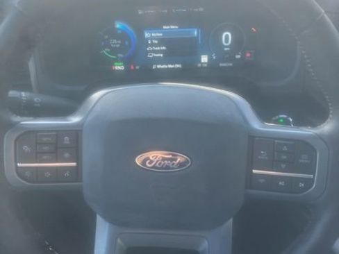 Used 2024 Ford F150 Lightning Lariat image 7