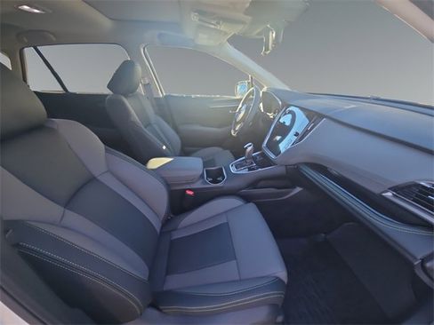 Certified 2025 Subaru Outback Onyx Edition XT image 19