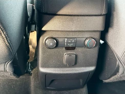 Used 2017 Ford Explorer XLT w/ Equipment Group 201A image 24
