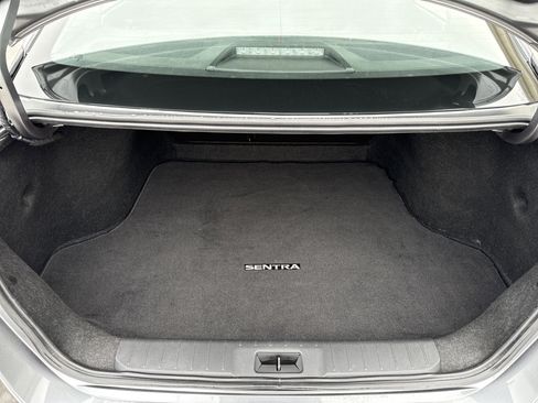 Used 2024 Nissan Sentra SV image 6