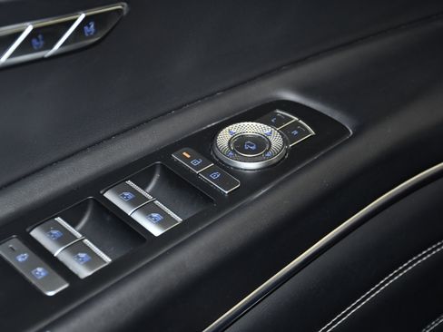 Used 2025 Genesis GV80 2.5T Standard AWD/4WD image 33