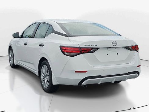 Used 2025 Nissan Sentra S FWD image 8