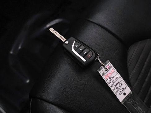 Used 2018 Toyota Camry SE FWD image 49