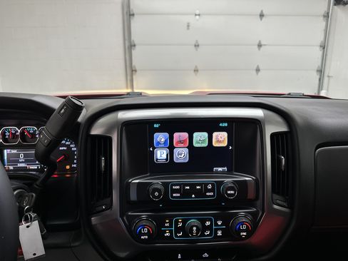 Used 2015 Chevrolet Silverado 2500 LT w/ LT Convenience Package AWD/4WD image 29
