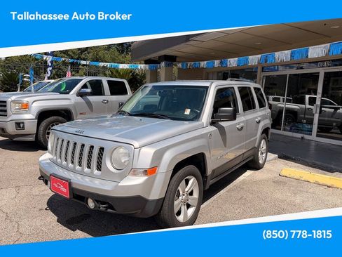 Used 2014 Jeep Patriot Latitude AWD/4WD image 1