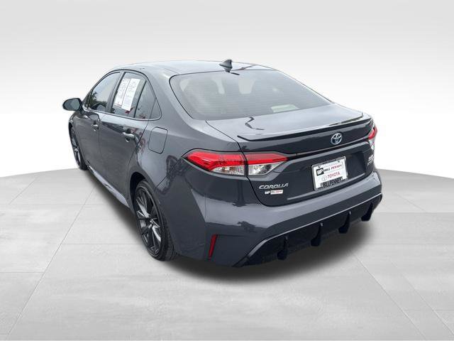 Used 2024 Toyota Corolla SE FWD image 3