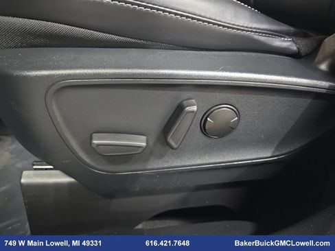 Used 2024 Ford Escape Platinum image 30