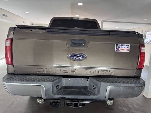 Used 2015 Ford F250 XLT w/ FX4 Off-Road Package AWD/4WD image 5
