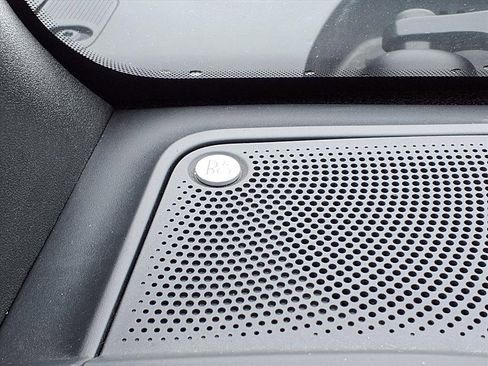 Used 2023 Ford Bronco Wildtrak image 32