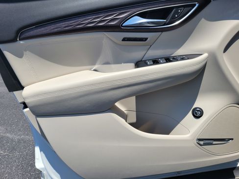 Certified 2023 Buick Envision Avenir AWD/4WD image 32