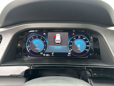 New 2026 Volkswagen Atlas Cross Sport SE image 19