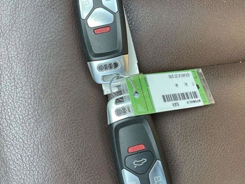 Used 2017 Audi A4 2.0T Premium image 4