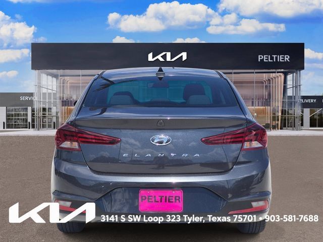 Used 2020 Hyundai Elantra SEL FWD image 5