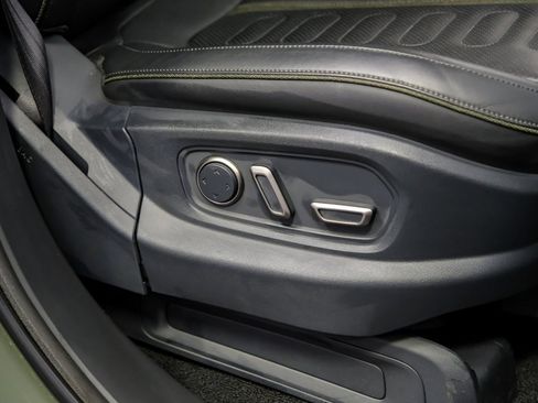 Used 2022 Rivian R1T Launch Edition image 36