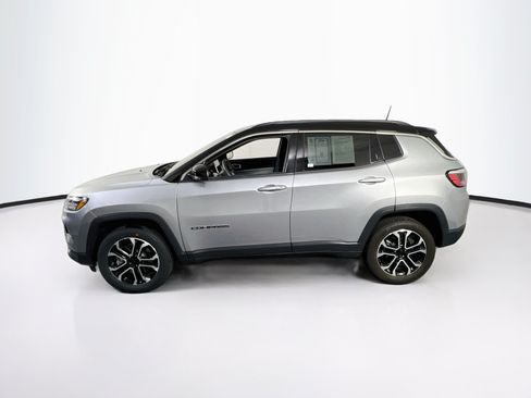 Used 2023 Jeep Compass Limited AWD/4WD image 8