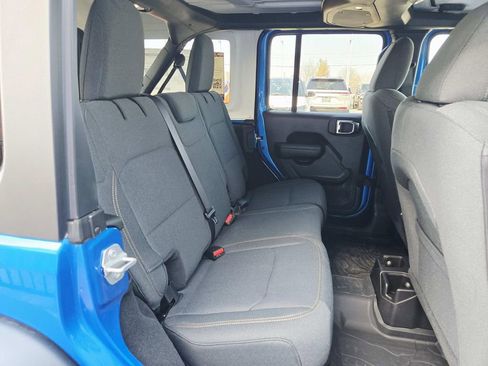 Certified 2025 Jeep Wrangler Sport S image 14