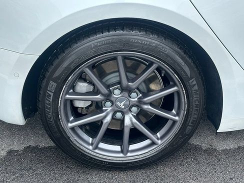 Used 2020 Tesla Model 3 Standard Range Plus RWD image 9