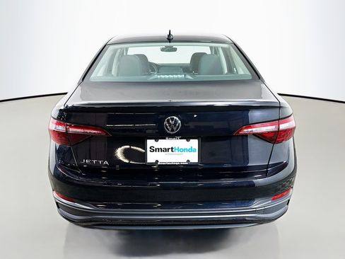 Used 2024 Volkswagen Jetta S image 6