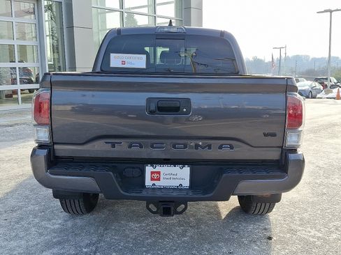 Certified 2021 Toyota Tacoma TRD Off-Road image 5