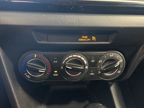 Used 2015 MAZDA MAZDA3 i Touring image 28