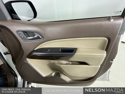 Used 2015 GMC Canyon SLT image 21