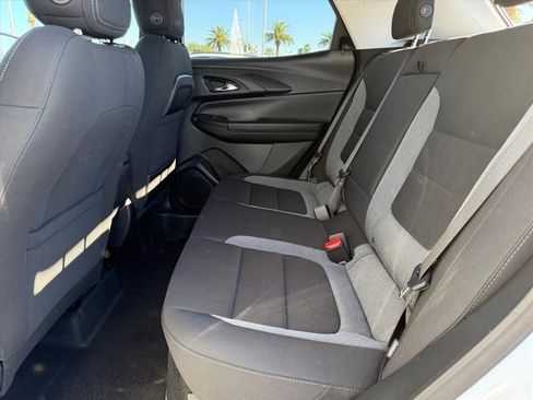 New 2026 Chevrolet TrailBlazer LT w/ Convenience Package FWD image 6