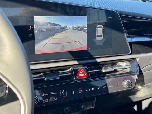 New 2026 Kia Niro SX image 19
