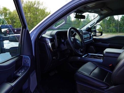 Used 2025 Ford F350 Lariat w/ Black Appearance Package AWD/4WD image 15