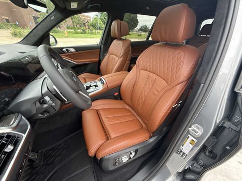 Used 2026 BMW X7 M60i w/ M Sport Professional Package AWD/4WD image 17
