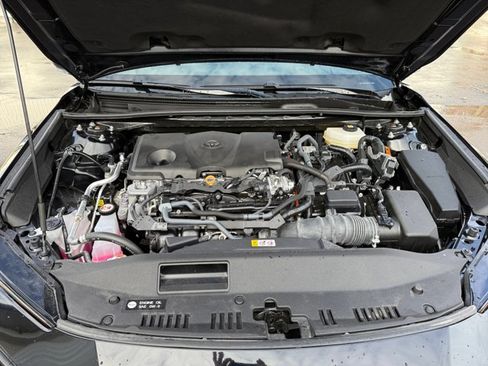 Used 2025 Toyota Camry XSE image 39