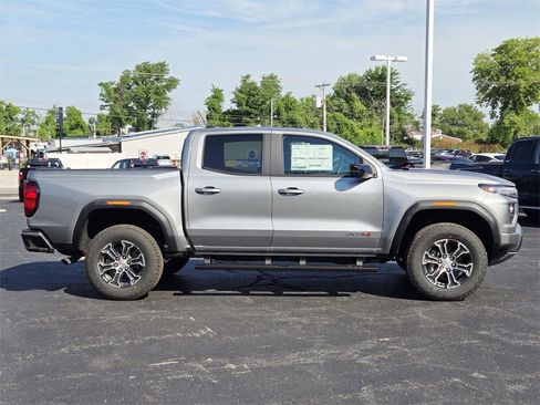 New 2025 GMC Canyon AT4 image 2