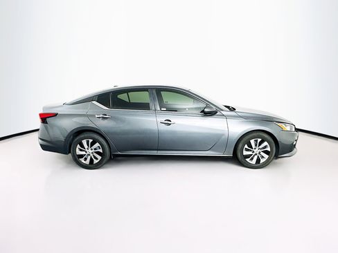 Used 2020 Nissan Altima 2.5 S FWD image 10